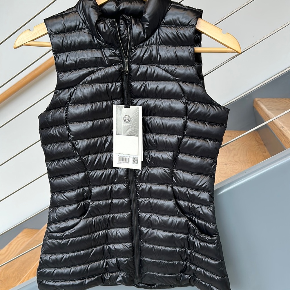 Lululemon pack it down vest/shine